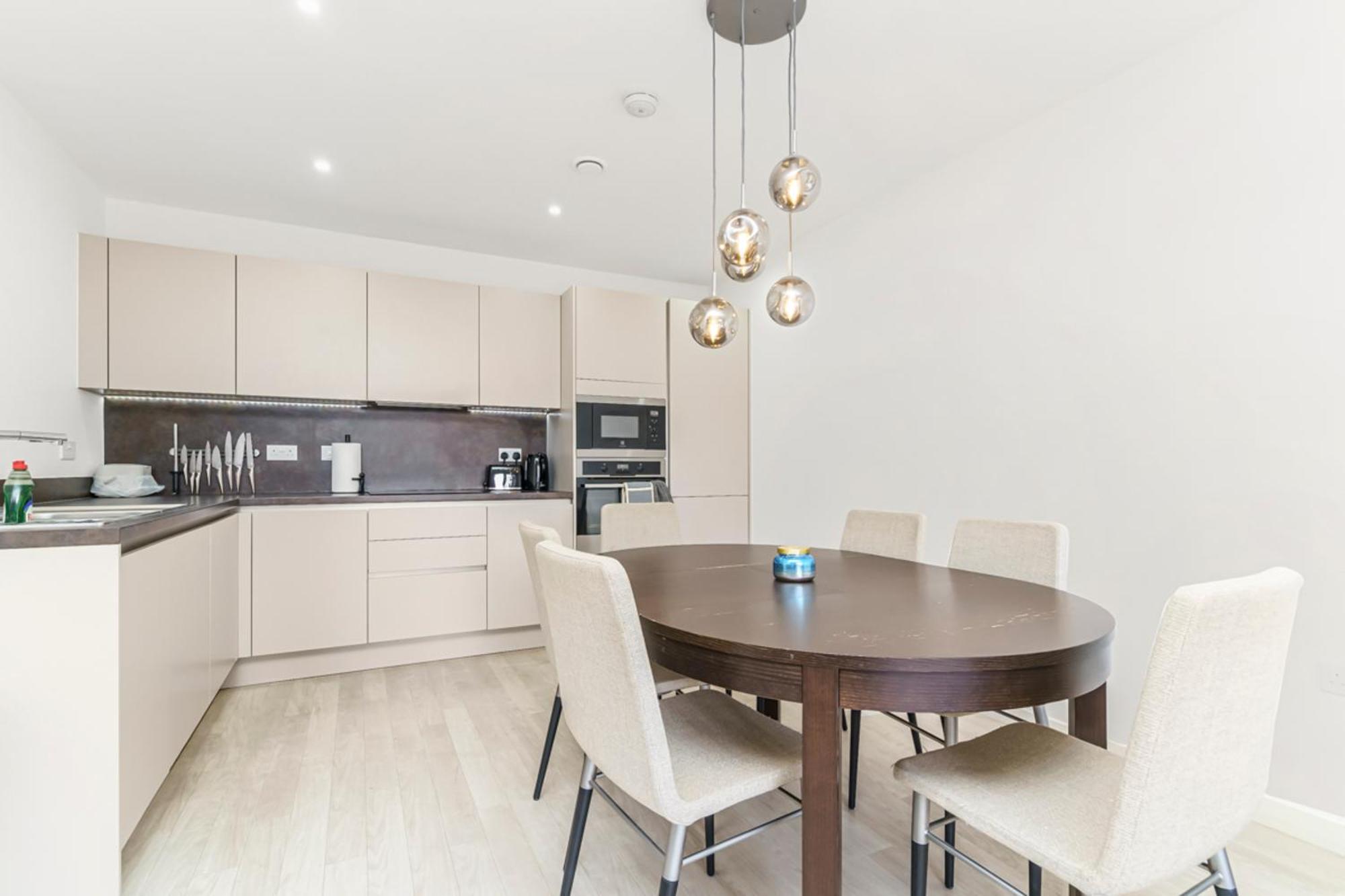 Stylish Surrey Quays Apartment - 10 Mins From Station Londres Exterior foto